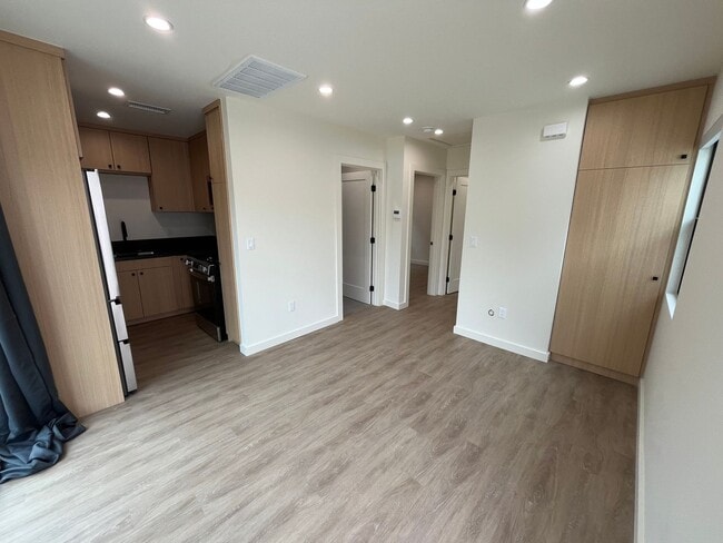 Primary Photo - Newly Remodeled 2 Bed 1 Bath Unit in PB