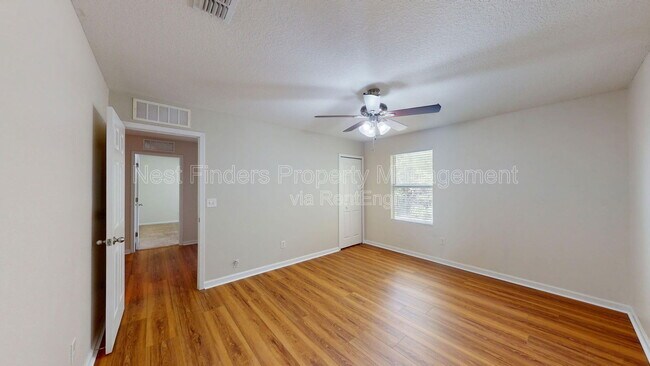 Building Photo - 5000 Magnolia Valley Dr