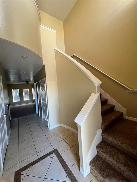 Building Photo - 2202 Seven Oaks Dr