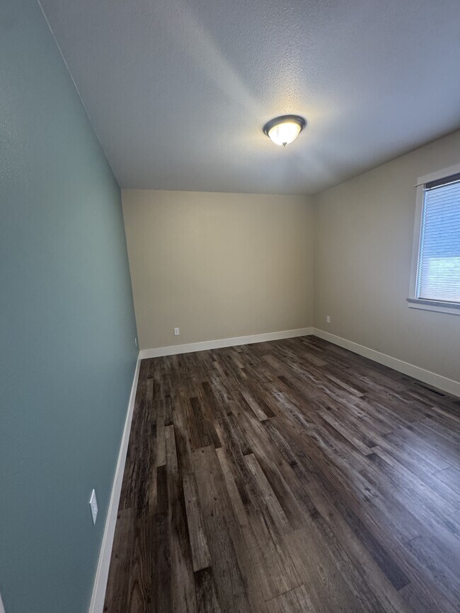 Building Photo - 3019 Colton Blvd
