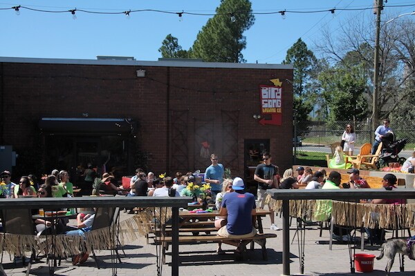 Walking distance to Songbird Brewery - 1260 Duncan Gardens Dr