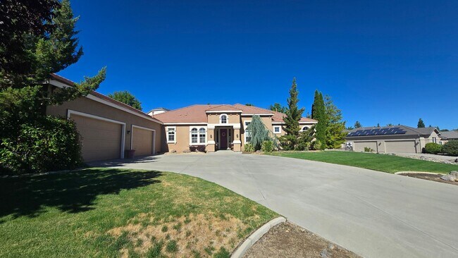 Building Photo - 5265 N Elk River Rd