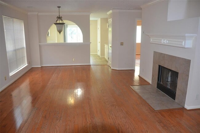 Building Photo - 1717 Jerusalem Dr