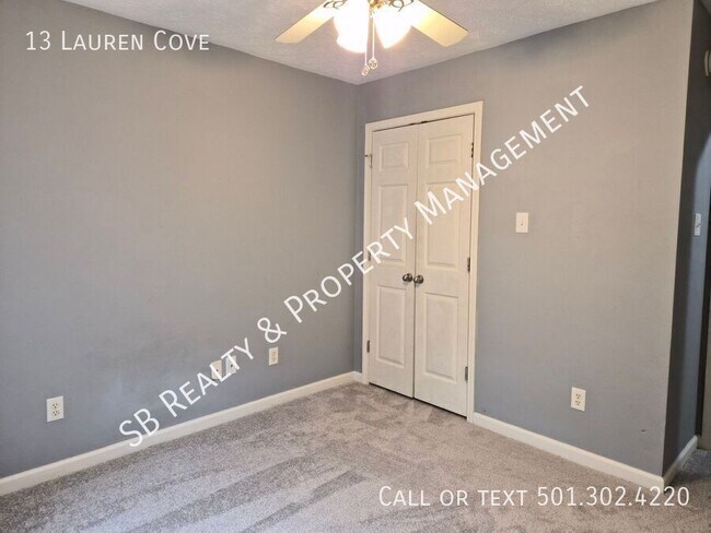 Building Photo - 13 Lauren Cove