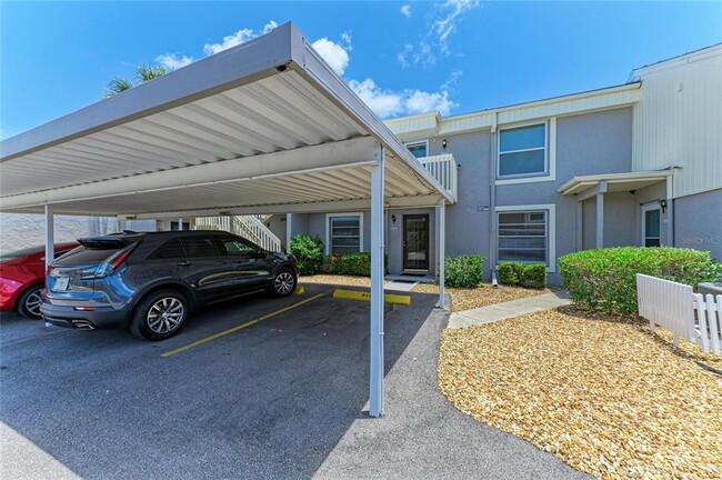 Building Photo - 6108 7th Ave W
