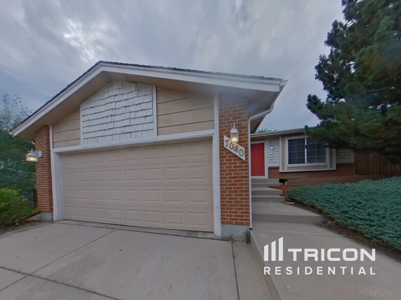 Primary Photo - 7040 Nettlewood Pl