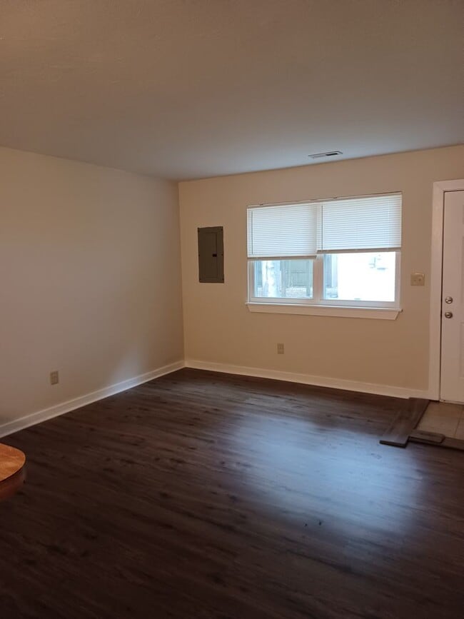 Building Photo - 469/471 Rudder Rd