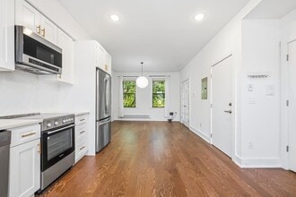 Building Photo - 366 2nd St