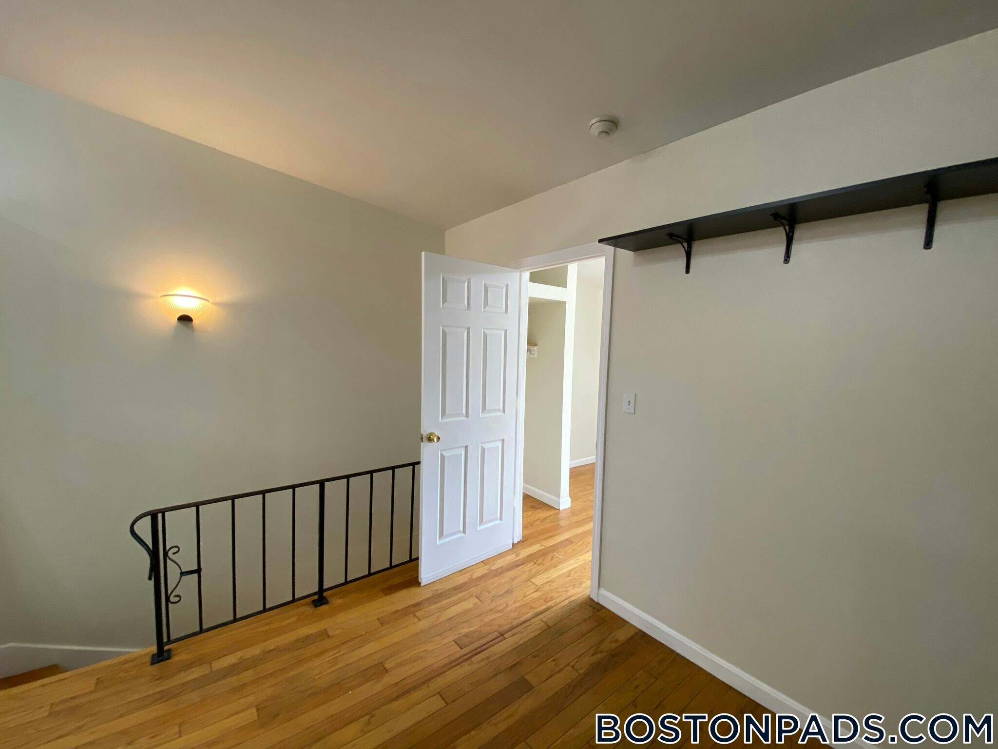 Building Photo - 49 Symphony Rd