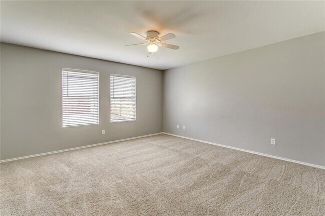 Building Photo - 909 Poncho Ln