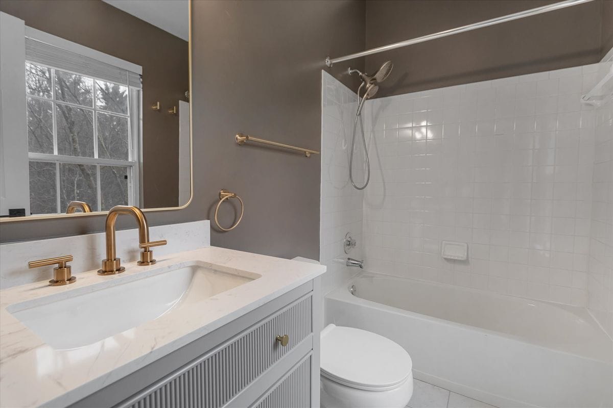 Building Photo - 6105 Starburn Path