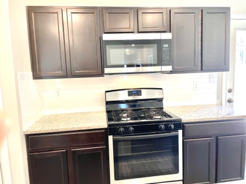 Building Photo - 33419 Hyacinth St