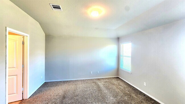 Building Photo - 29346 Dunns Creek Ct