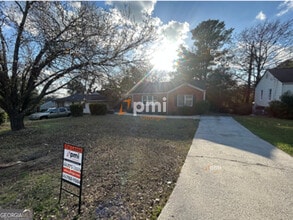 Building Photo - 3149 Somerset Dr