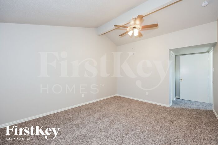 Building Photo - 600 Dayton Rd