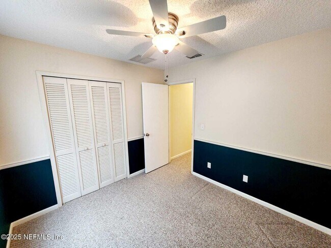 Building Photo - 3910 Karissa Ann Pl E
