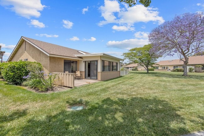 Building Photo - 2 bedroom and 2 bathroom |Leisure Village ...