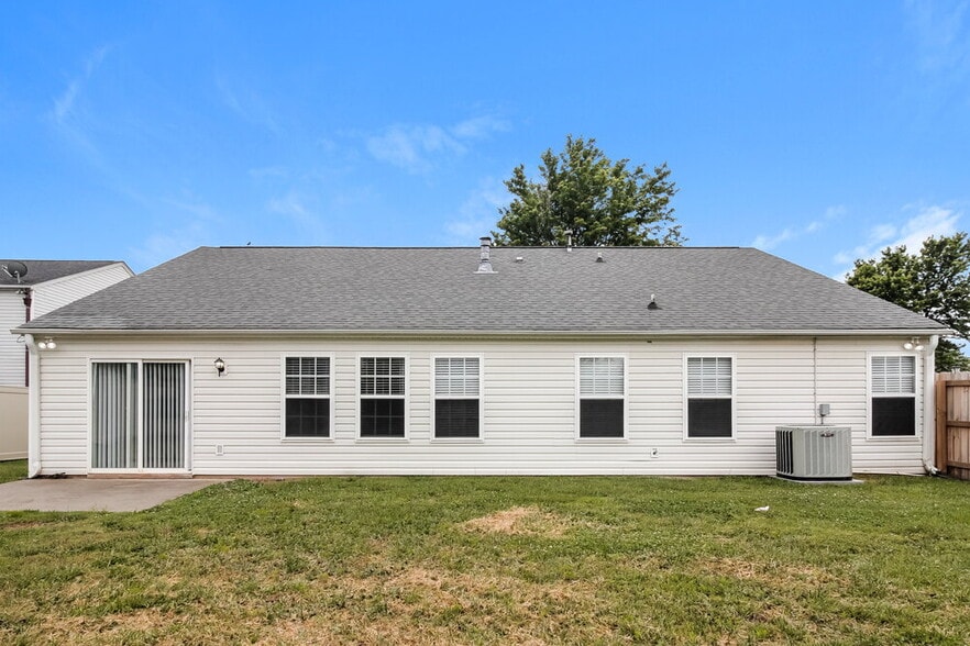 Building Photo - 3410 Arbor Pointe Dr
