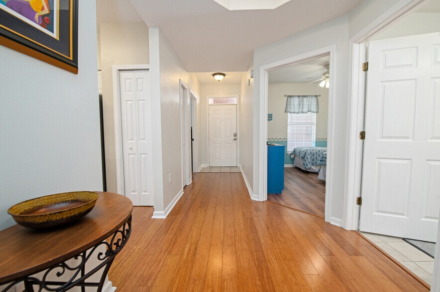 Building Photo - 235 Atlantis Cir