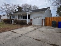 Building Photo - Move In Ready!