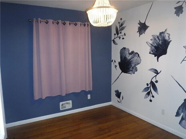 Building Photo - 4469 Leonora Dr