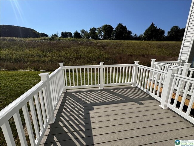 Building Photo - 7666 Clayton Ave