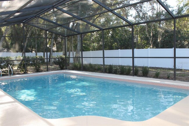 Building Photo - 668 Lamoka Ct