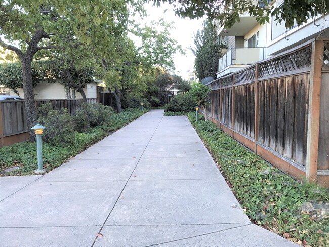entry way to secured building - 3050 Los Prados St