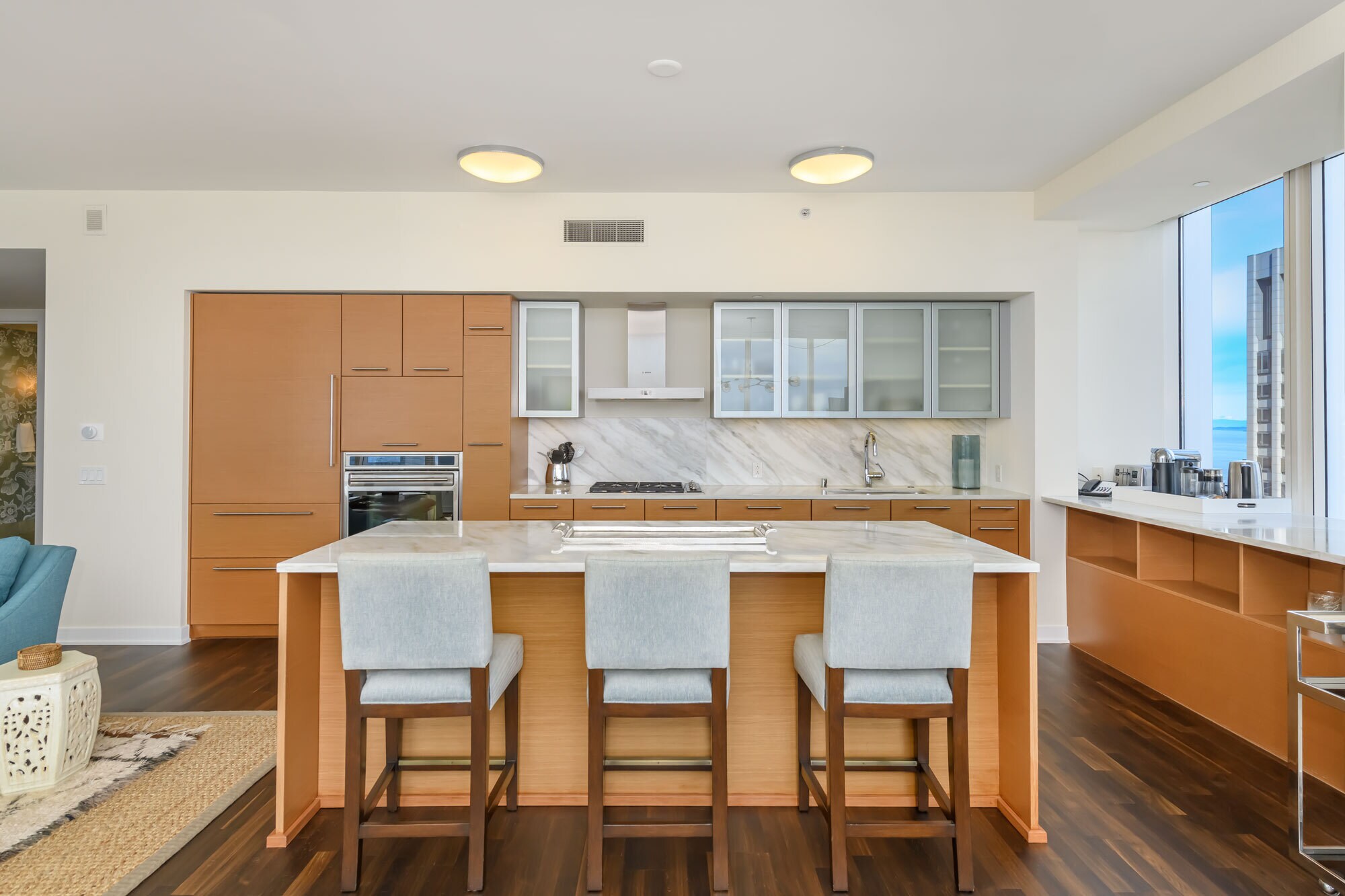 Building Photo - 301 Mission St