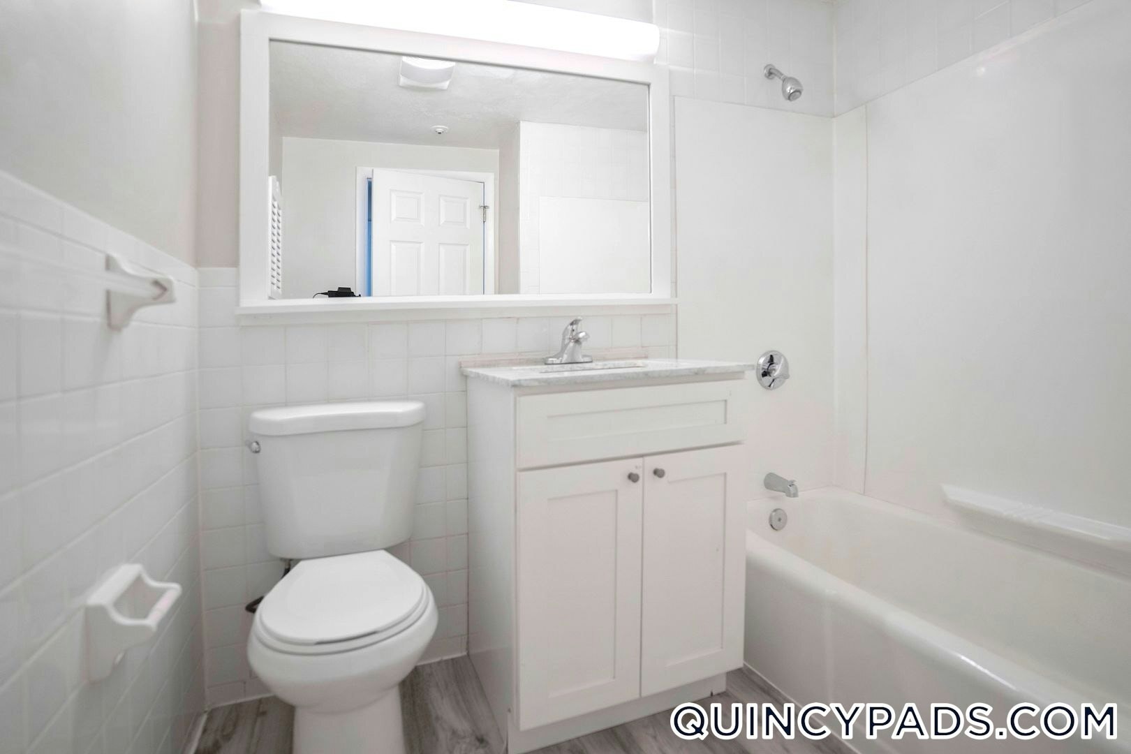 Building Photo - 71 Presidential Dr