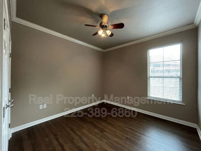 Building Photo - 30092 Irene Kennard Ave