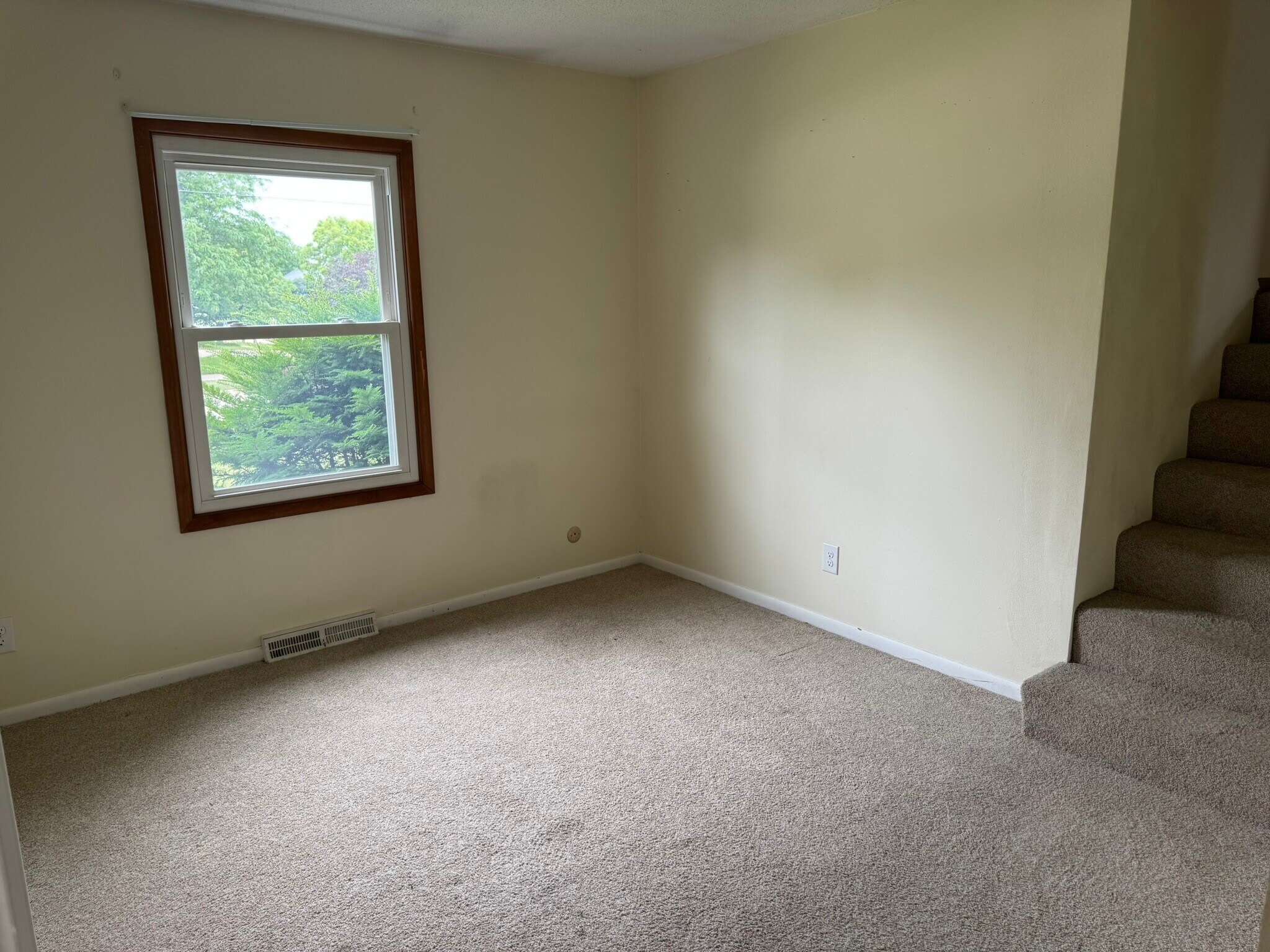 Building Photo - 2107 Tanglefoot Ln