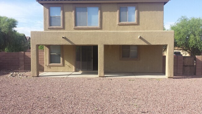 Building Photo - Spacious Marana Living with Loft & Low-Maintenance Appeal