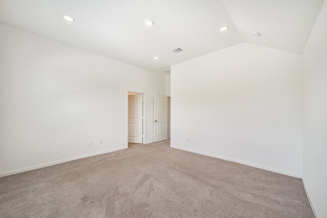 Building Photo - 547 Bristol Tide Ct