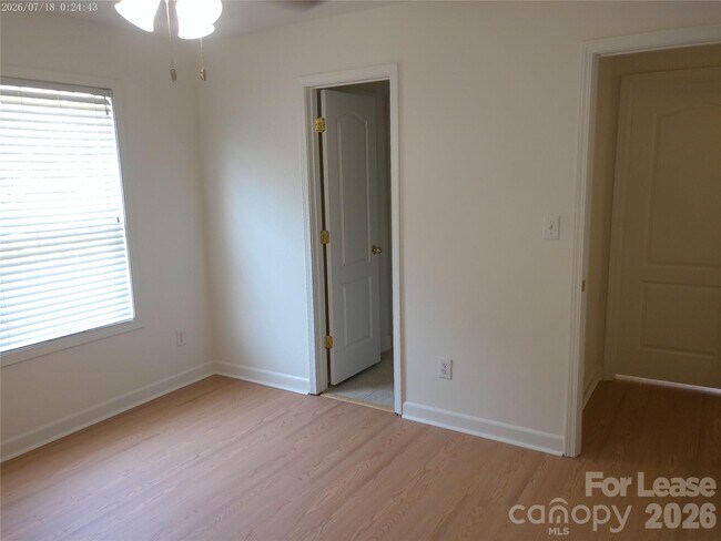 Building Photo - 12716 Cross Dale Dr