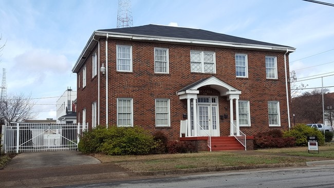 Primary Photo - 621 Canal St NE