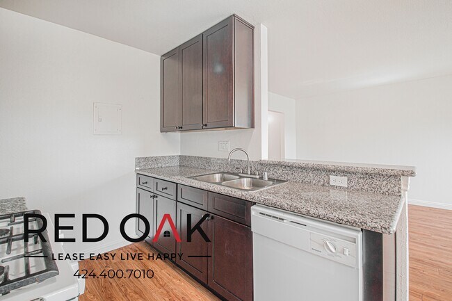 Building Photo - 15620 Leffingwell Rd