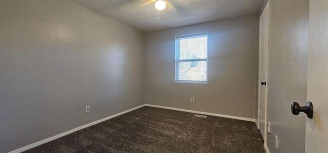 Building Photo - 6131 Rockbridge Rd SW