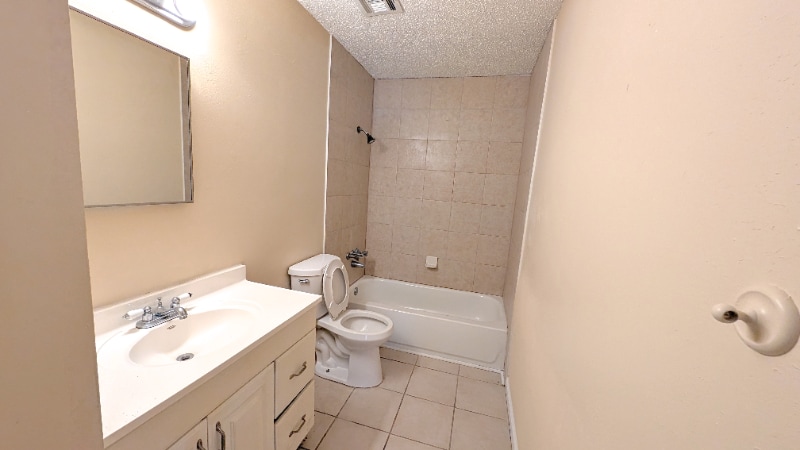 Building Photo - 1007 Winton Ave