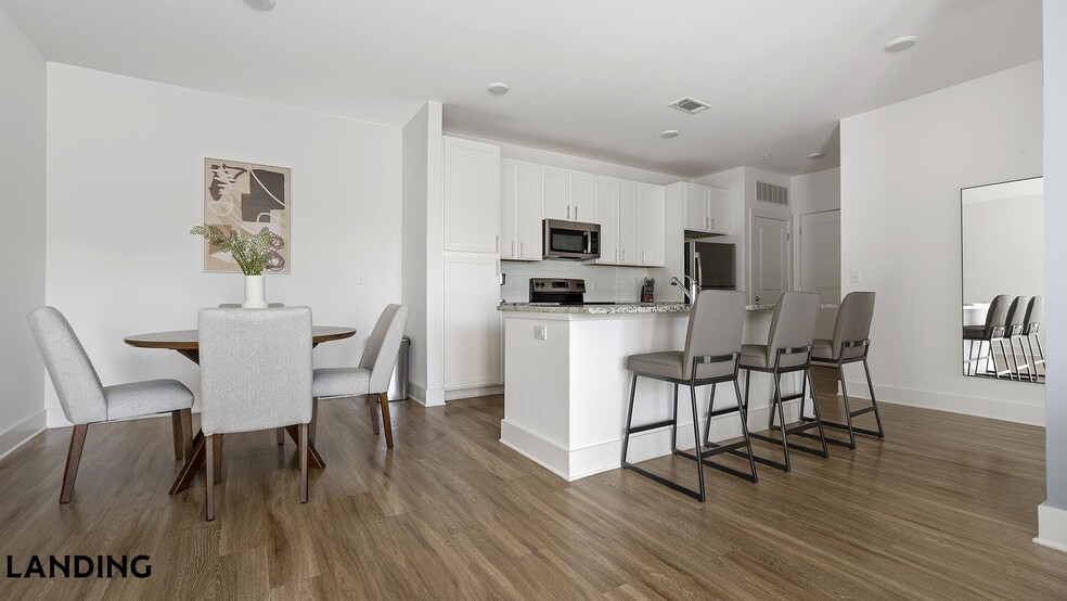 Building Photo - 5209 Craftsman Dr