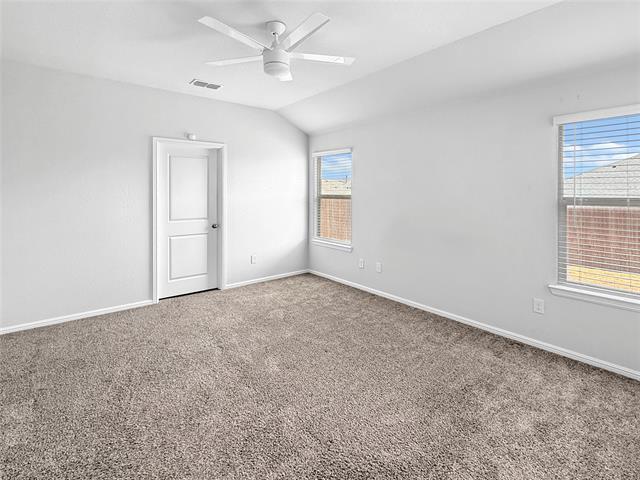 Building Photo - 9749 Walnut Cove Dr