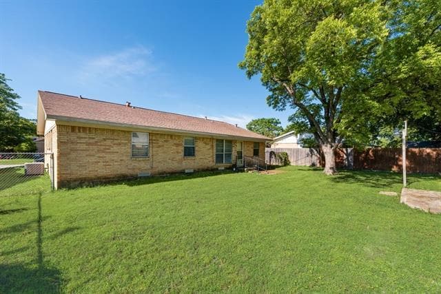 Building Photo - 311 Azalea Ln