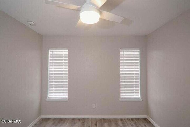 Building Photo - 727 Arredondo Dr