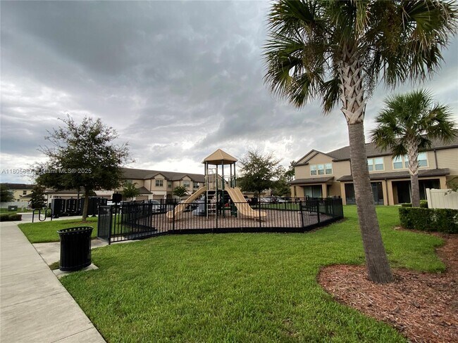 Building Photo - 3028 Alessa Loop