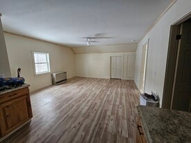 Building Photo - 97 Lincoln St