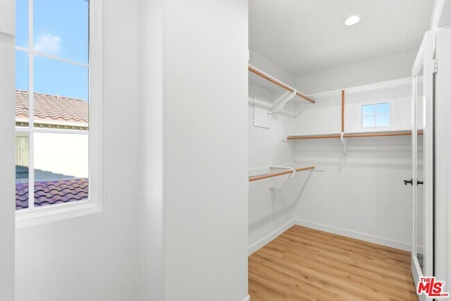 Building Photo - 20140 Pienza Ln