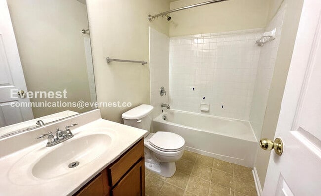 Building Photo - 115 Executive Cir