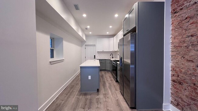 Building Photo - 1424 S 22nd St