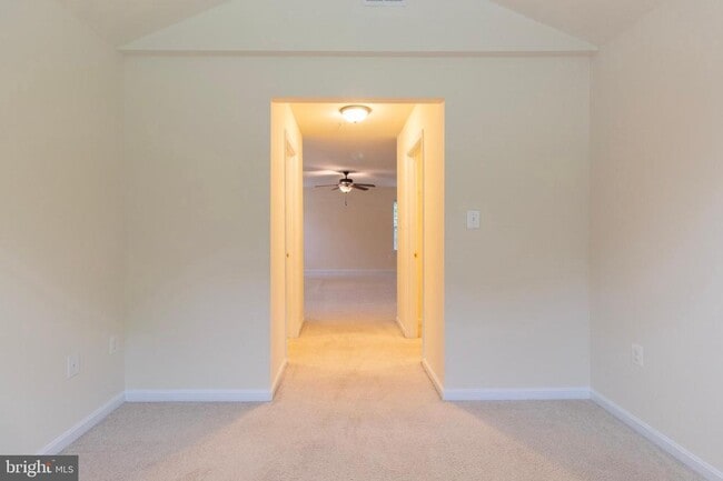 Building Photo - 8401 Hollow Tree Ln