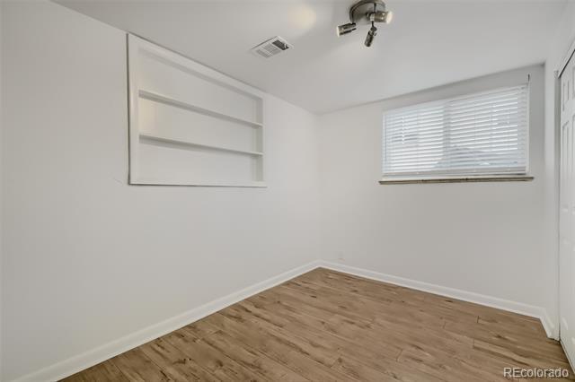 Building Photo - 4811 Fenton St